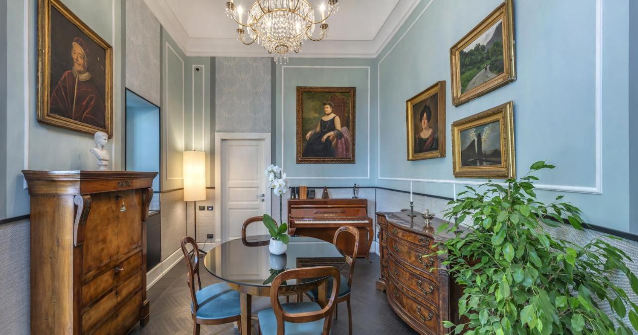 Gasthuis Ricciardelli Luxury - Piazza Di Spagna 2*